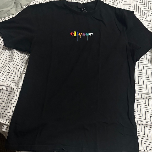 Ellesse Black Tee with Vibrant Logo - Picture 1 of 3